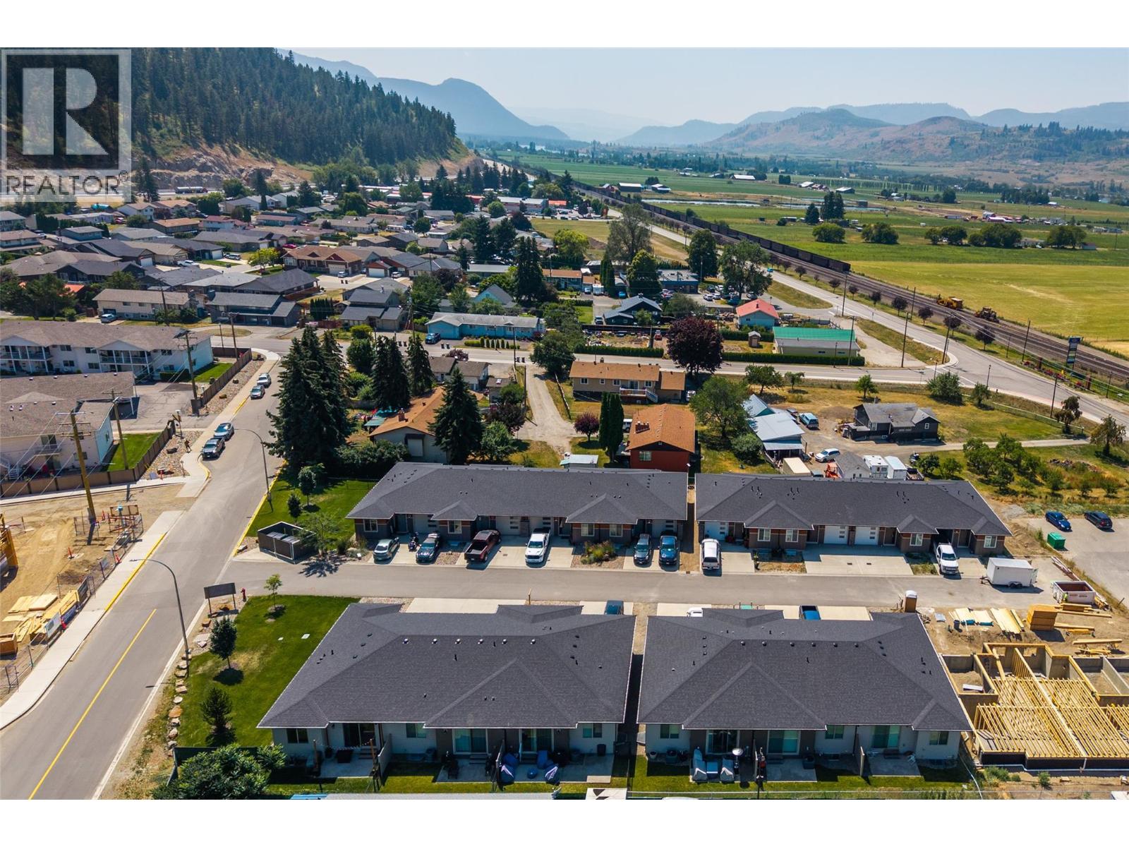 #1 220 Shepherd Road - 33