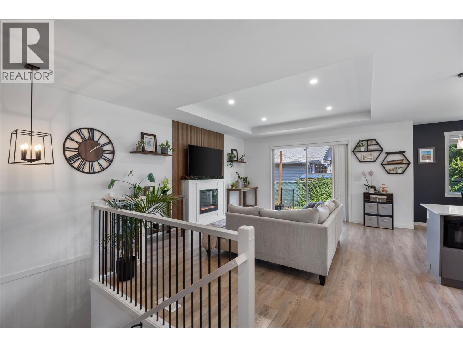 #1 220 Shepherd Road - 4