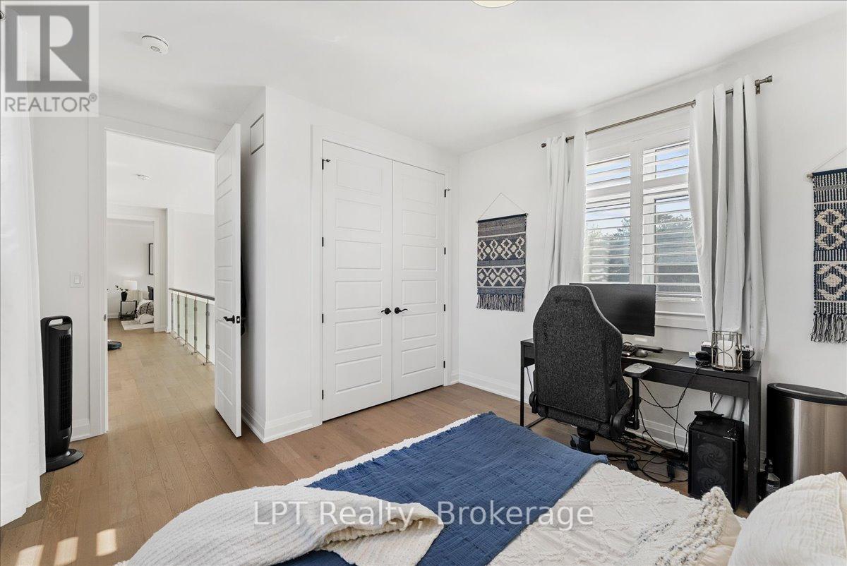 67 CHARLES TILLEY CRESCENT - 38