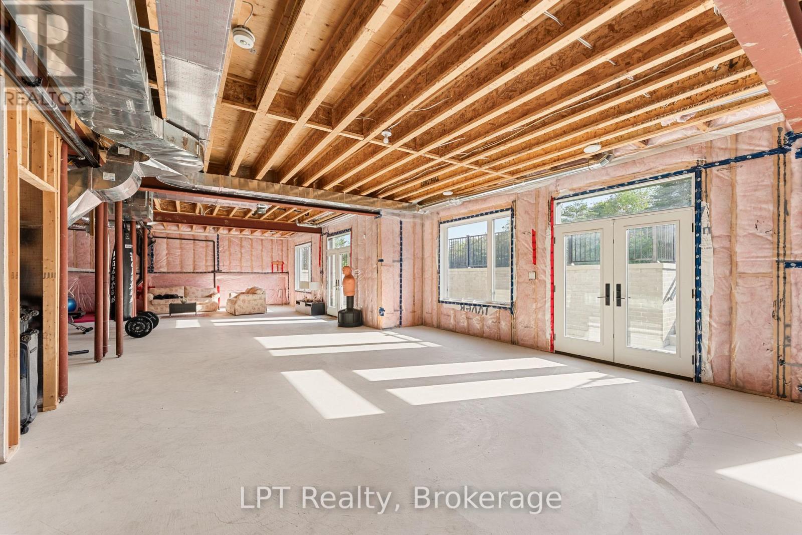 67 CHARLES TILLEY CRESCENT - 39