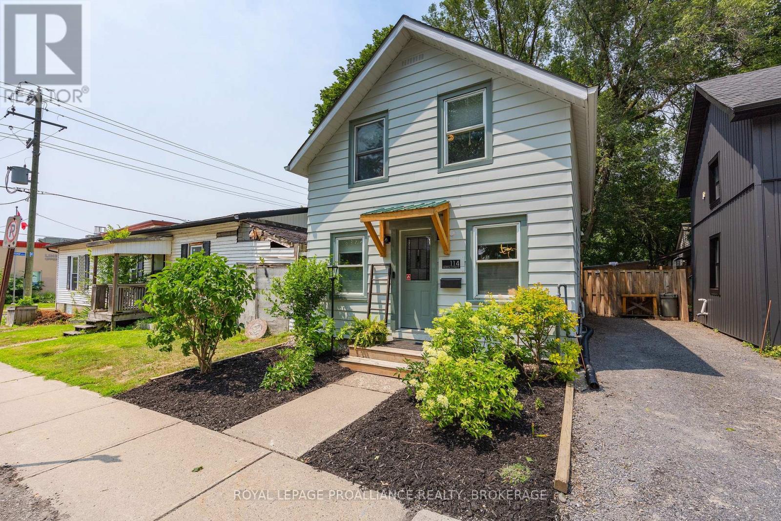 114 NORTH STREET N - 3