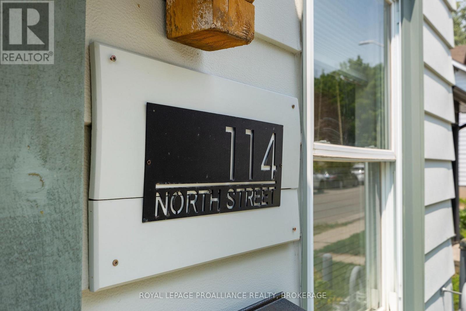 114 NORTH STREET N - 7