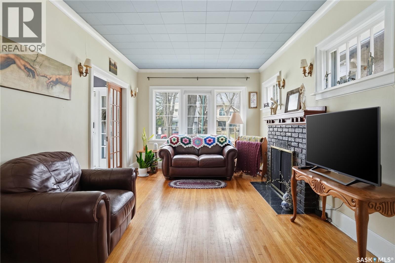 3625 Victoria AVENUE - 8