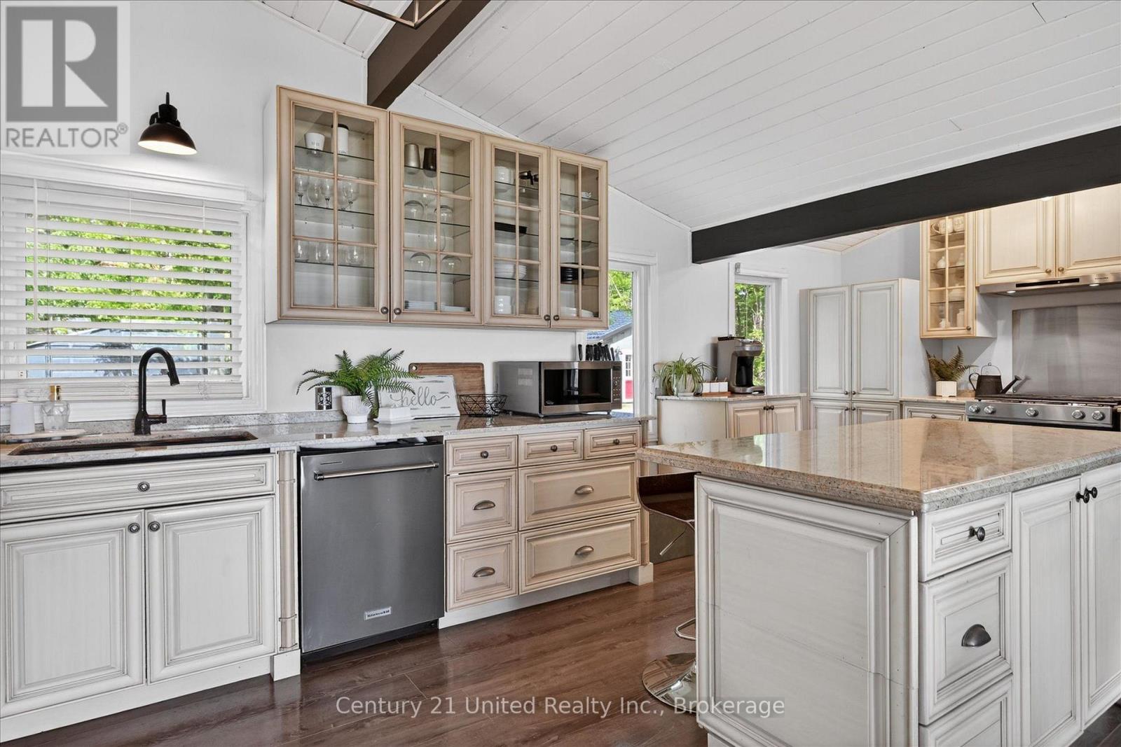 1515 O'CONNOR DRIVE - 15