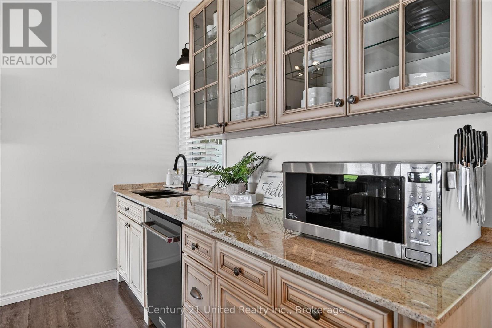 1515 O'CONNOR DRIVE - 19