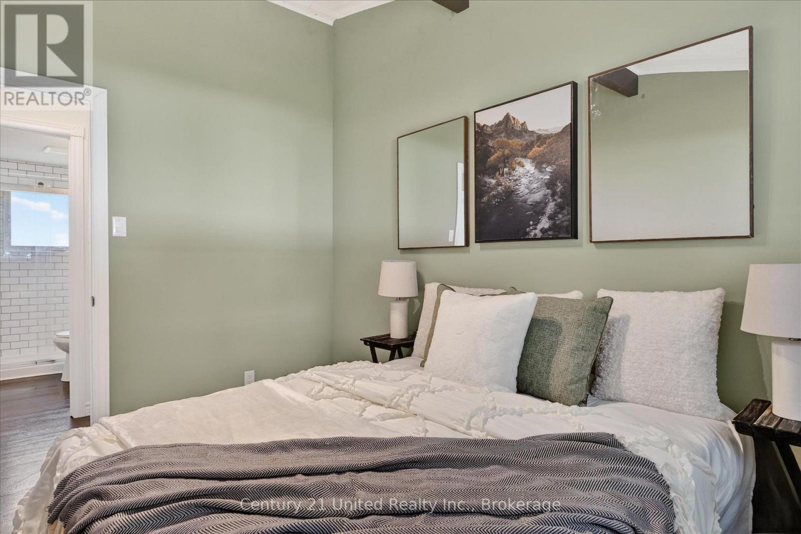 1515 O'CONNOR DRIVE - 38
