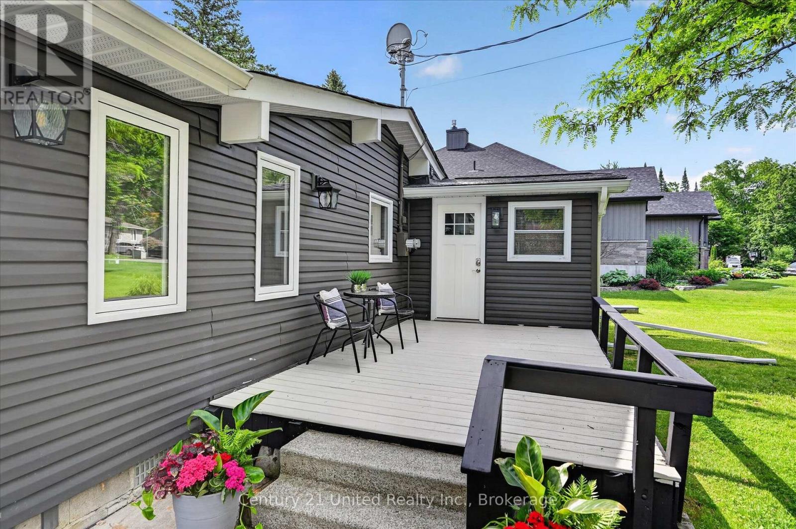1515 O'CONNOR DRIVE - 4