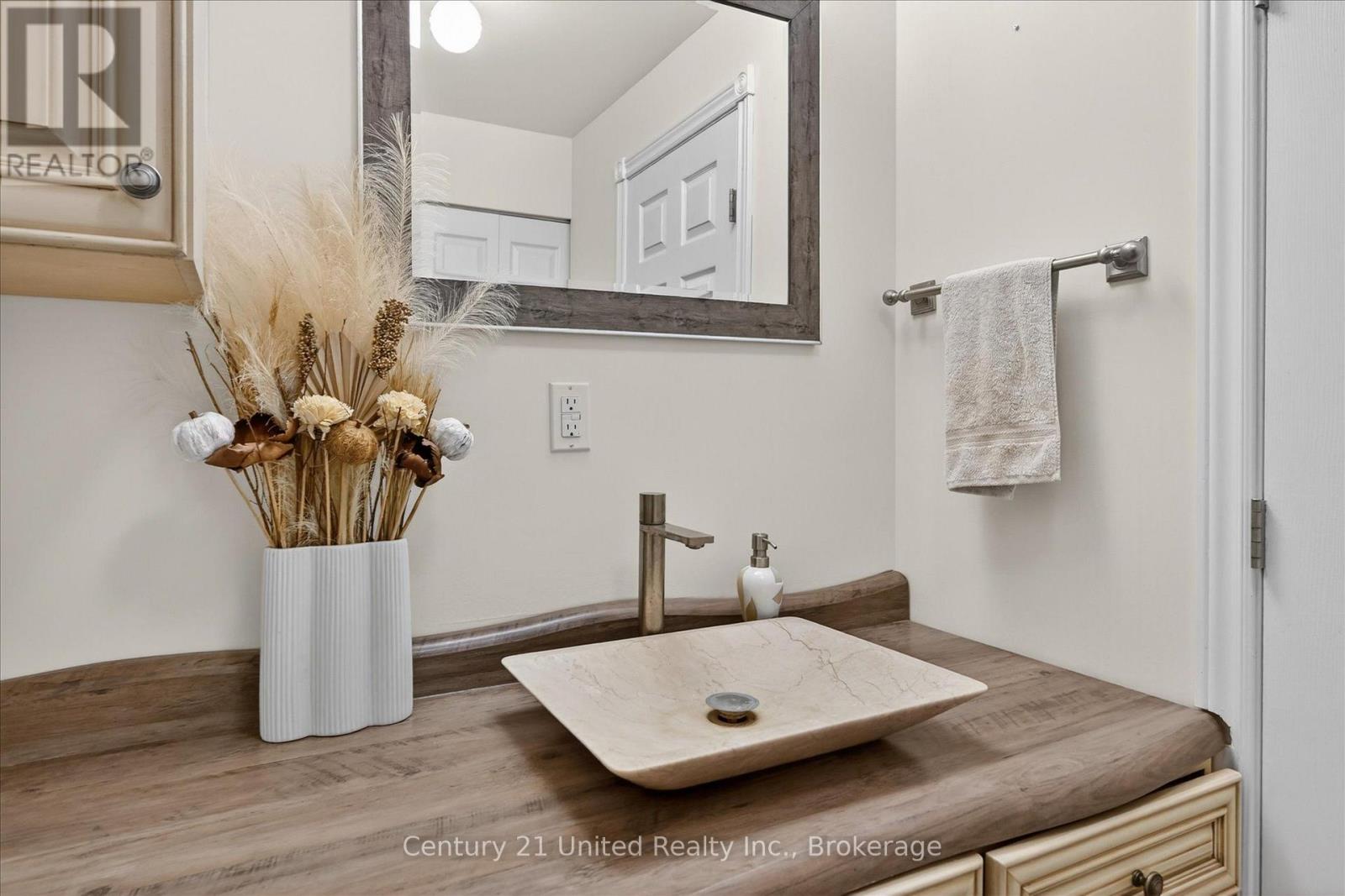 1515 O'CONNOR DRIVE - 41
