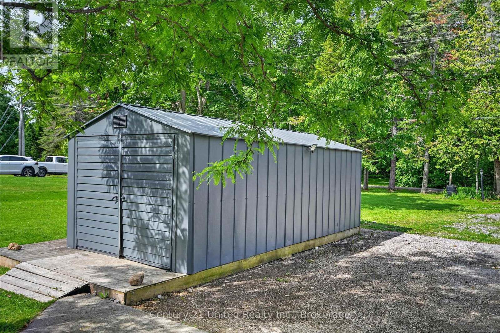 1515 O'CONNOR DRIVE - 42