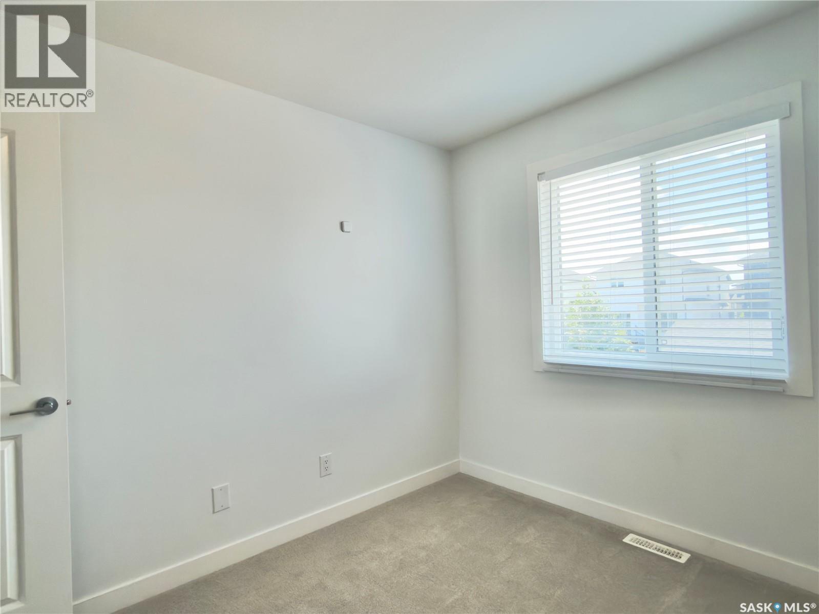 #128 Westfield ROAD - Image 35