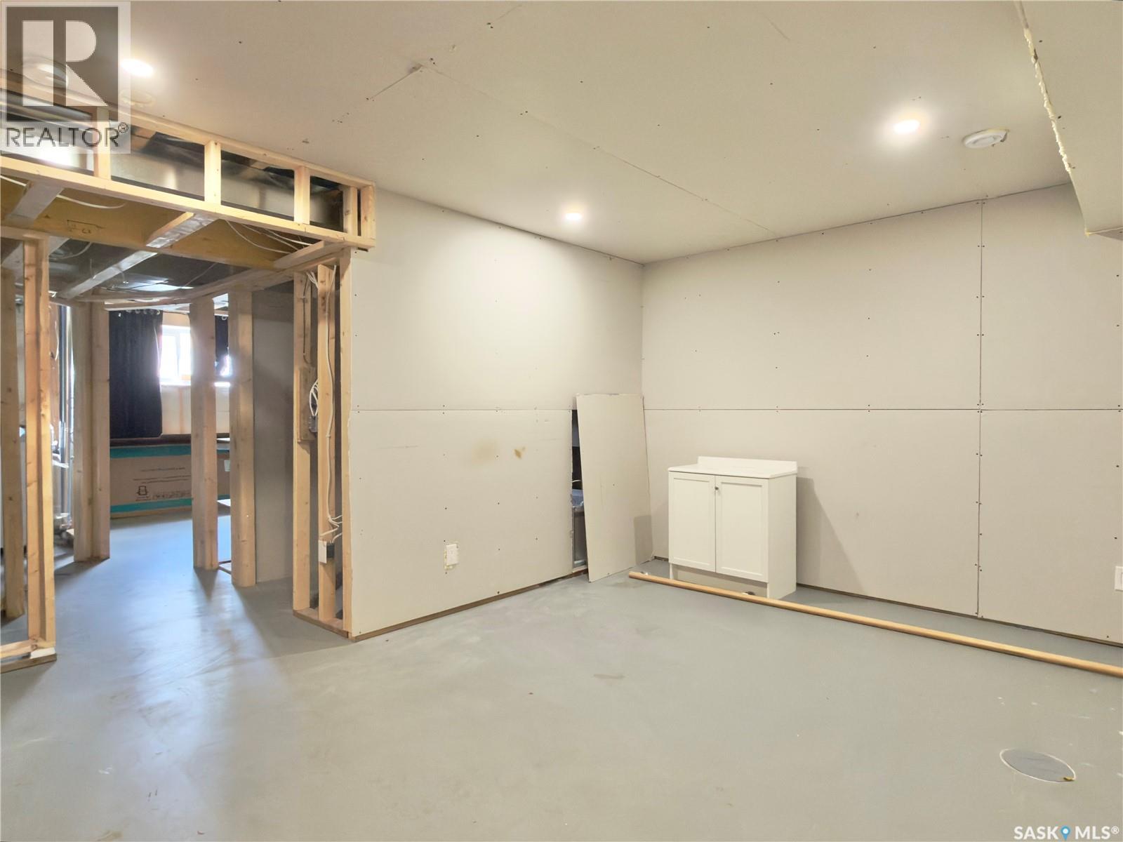#128 Westfield ROAD - Image 44
