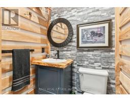 2430 Hadlington Road, Highlands East, ON K0L3C0 Photo 19