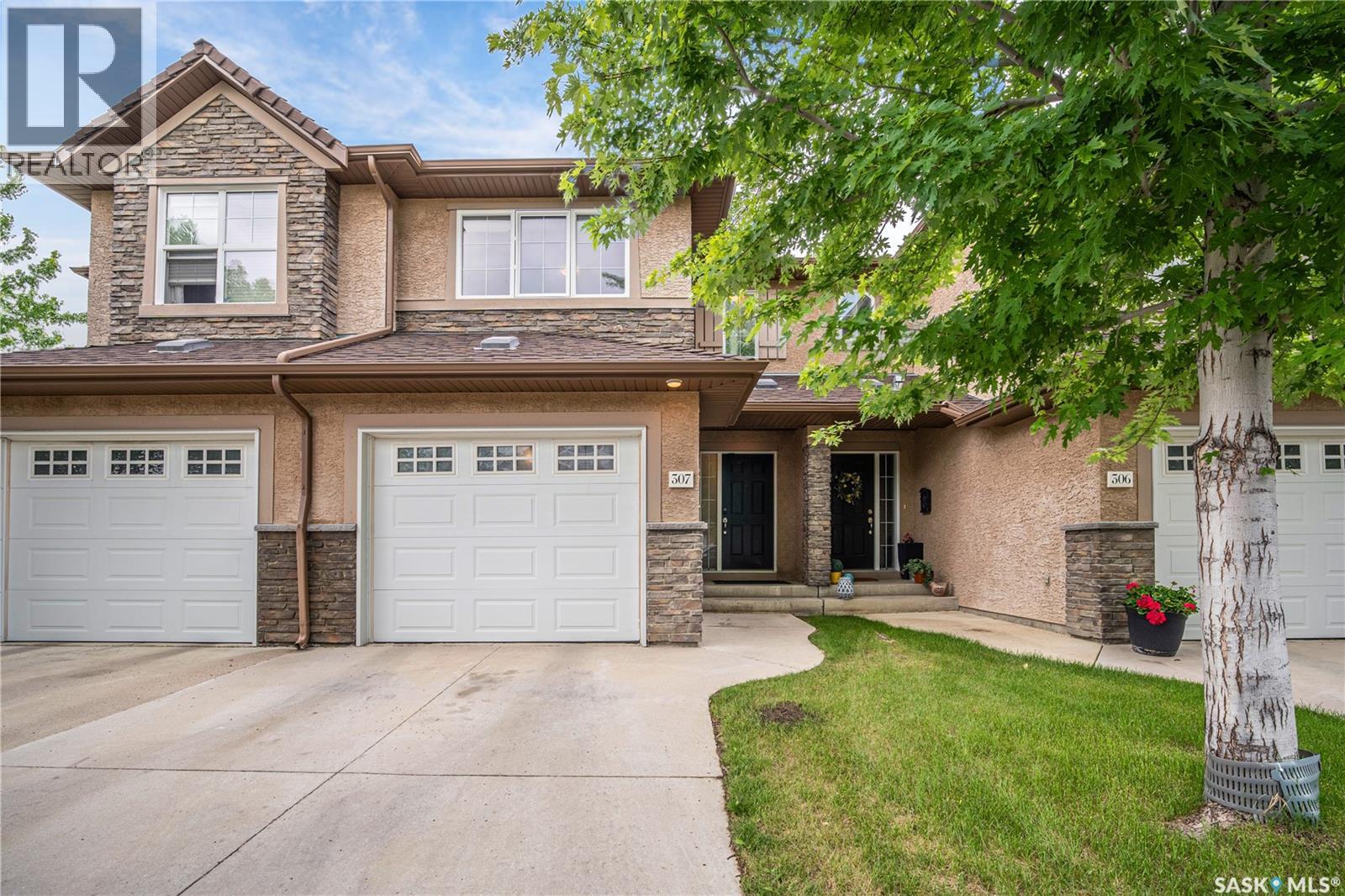 #307 710 Gordon ROAD - 1