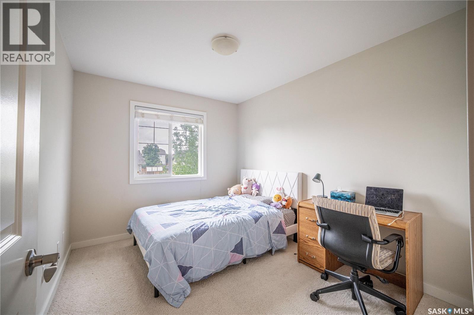 #307 710 Gordon ROAD - 26