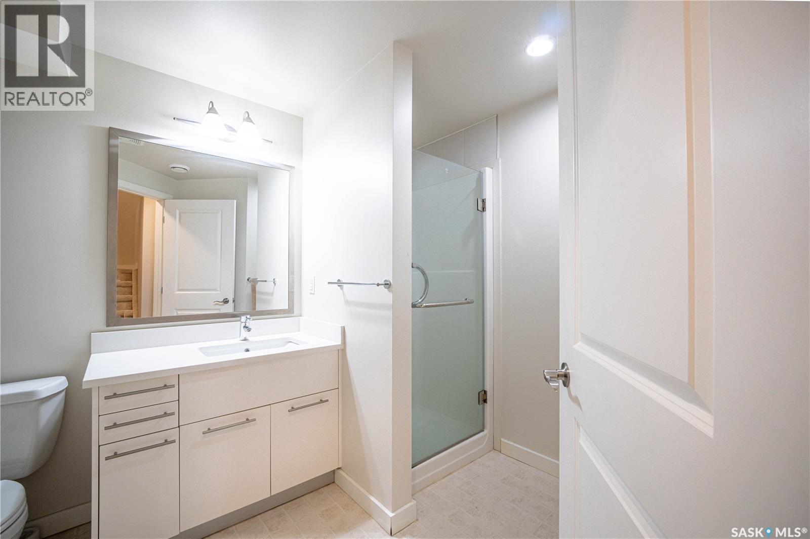 #307 710 Gordon ROAD - 30