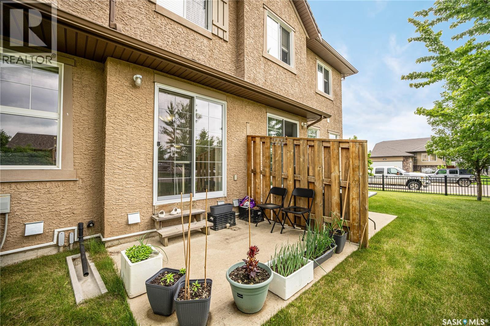 #307 710 Gordon ROAD - 38
