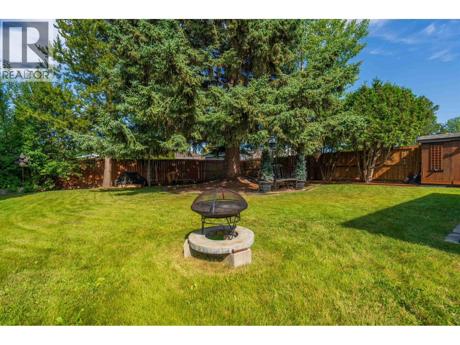 173 VOYAGEUR DRIVE - 36
