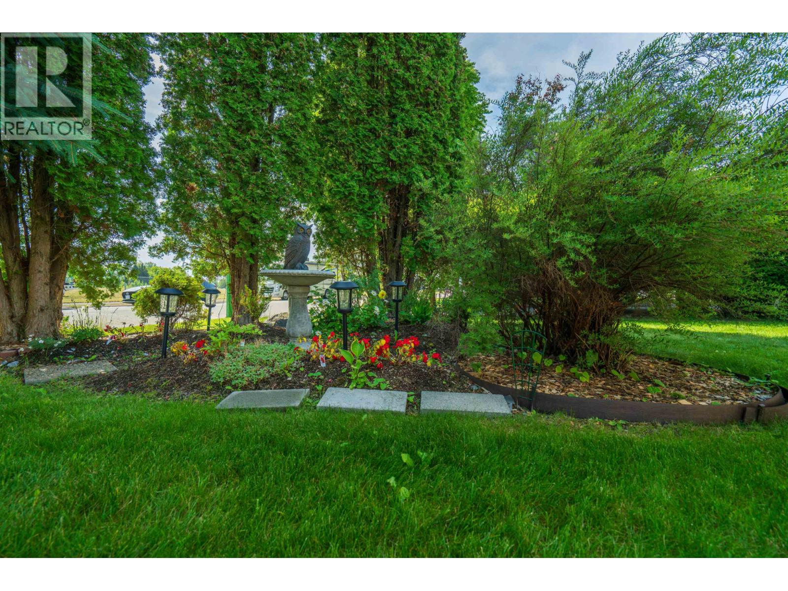 173 VOYAGEUR DRIVE - 3