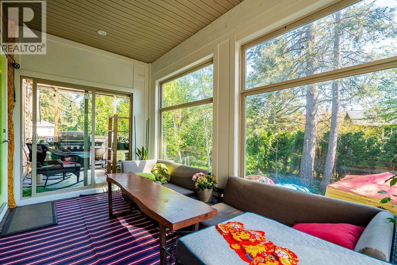 9 Bed, 6 Bath House for Sale in Maple Ridge – 21528 DONOVAN AVENUE, Maple Ridge – MLS# R3119275 - Image 16