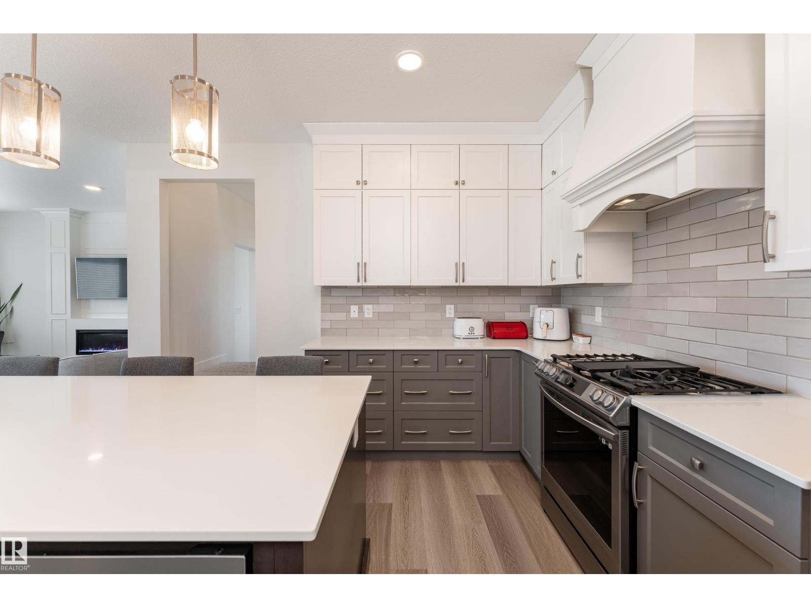 9119 183 AV NW - 12