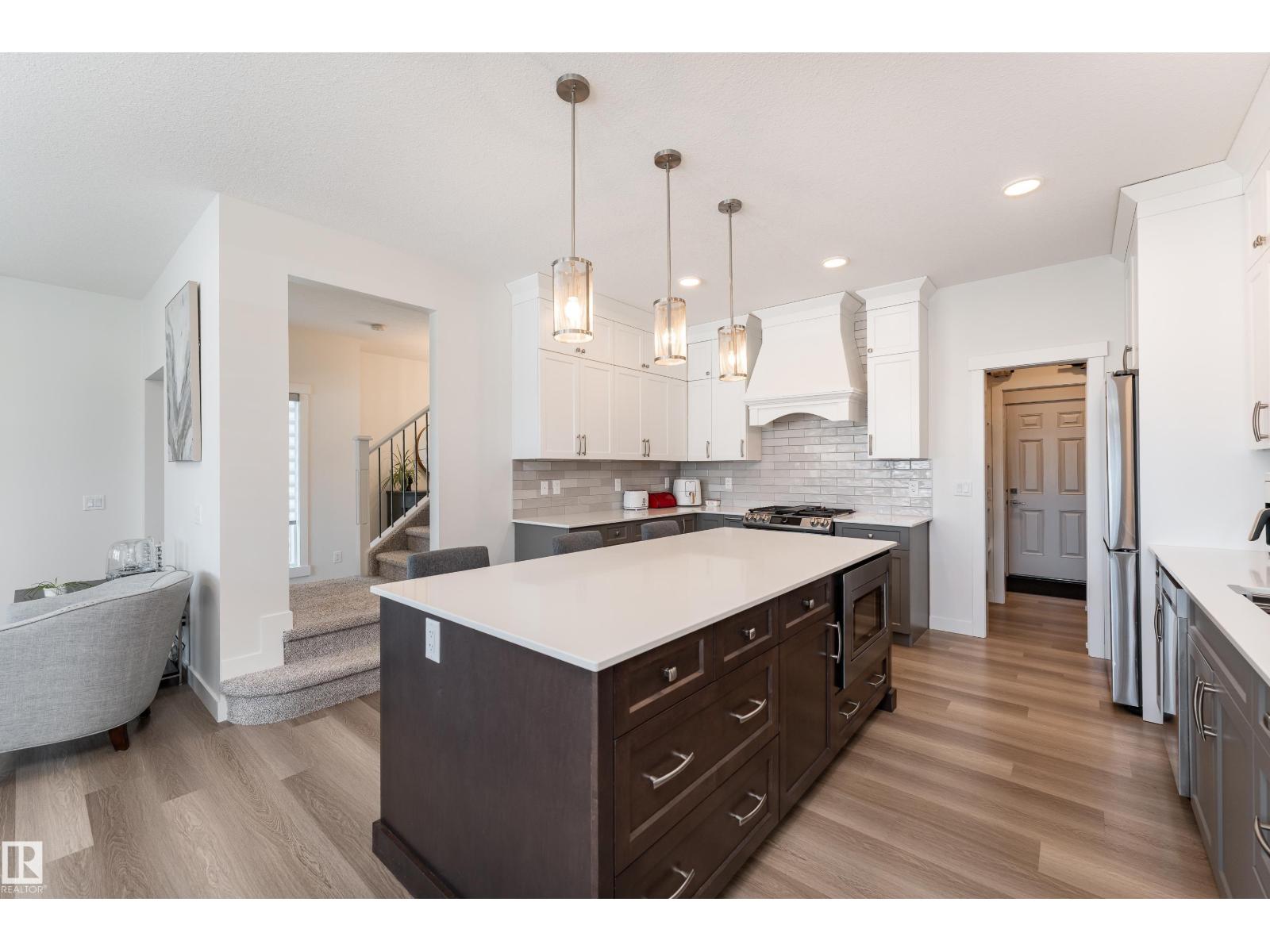 9119 183 AV NW - 13