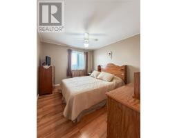 419-421 Main Street thumbnail 15