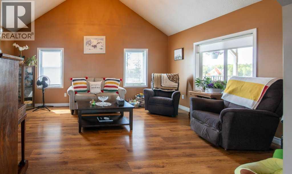 10, 33139 Range Road 55 - 29