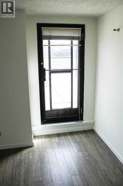 #913 8604 48 Avenue NW - 8