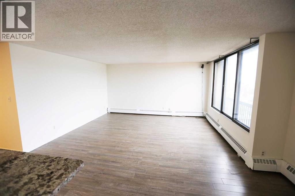 #913 8604 48 Avenue NW - 6