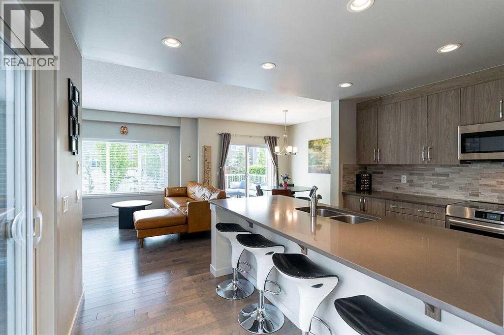 114 River Heights Green - 9