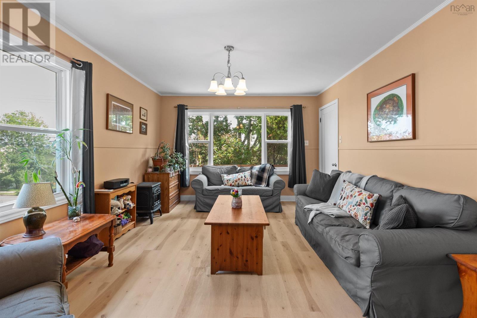 3636 Lynch - 5