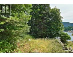 4365 Francis Peninsula Road, Madeira Park, BC V0N2H1 Photo 15
