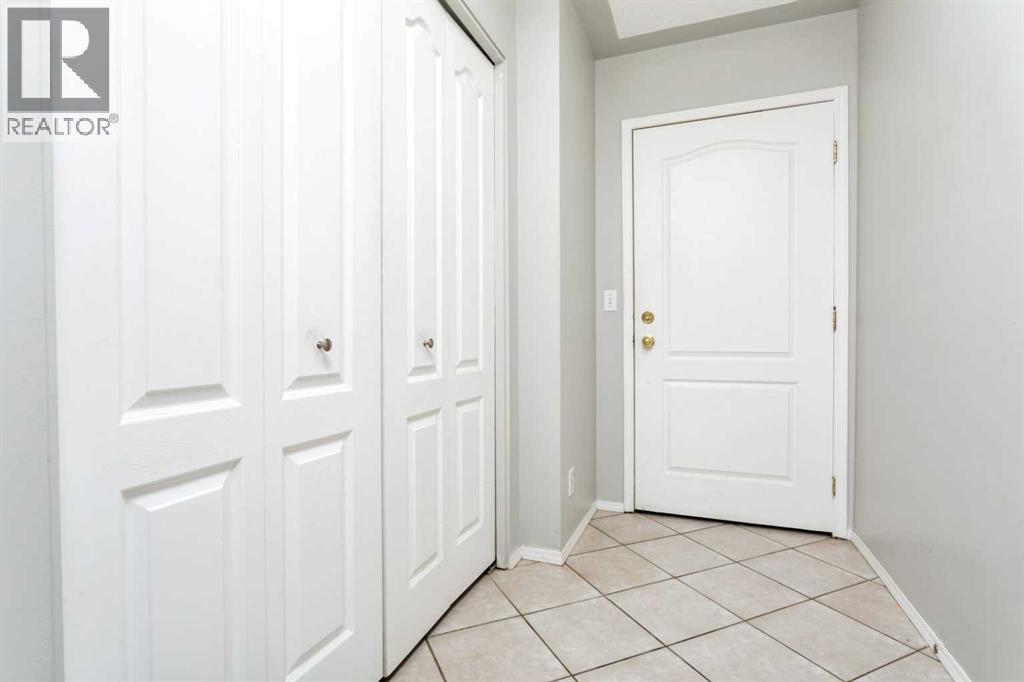 #312 5135 Lakeshore Drive - 3