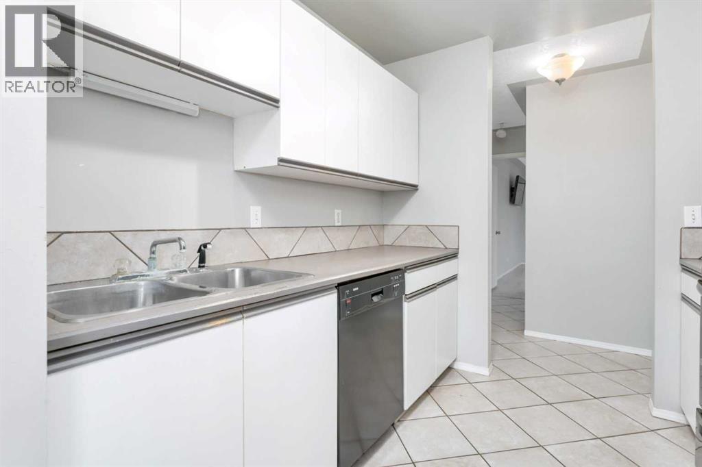 #312 5135 Lakeshore Drive - 7