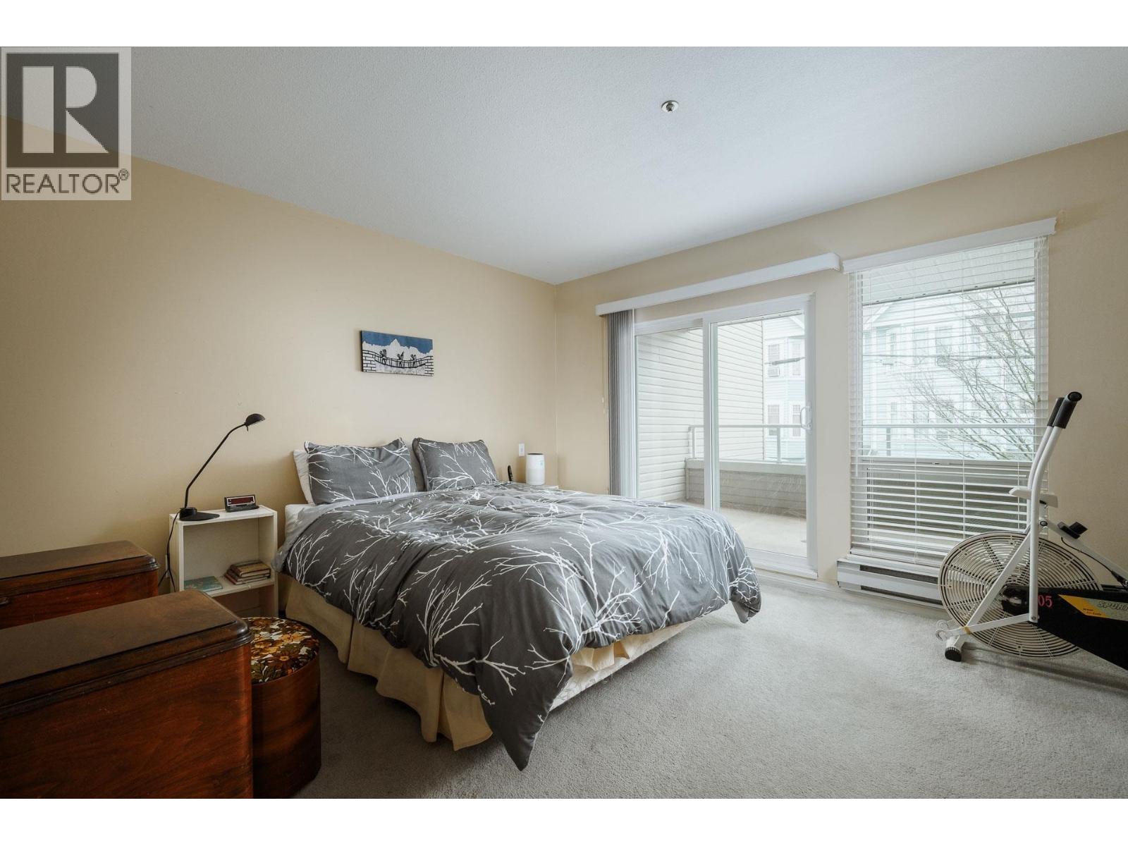 205 4988 47A AVENUE, Delta