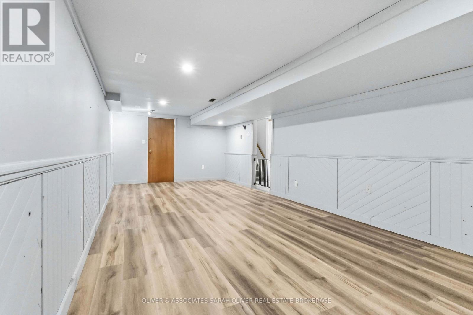 111 TREELAWN AVENUE - 30