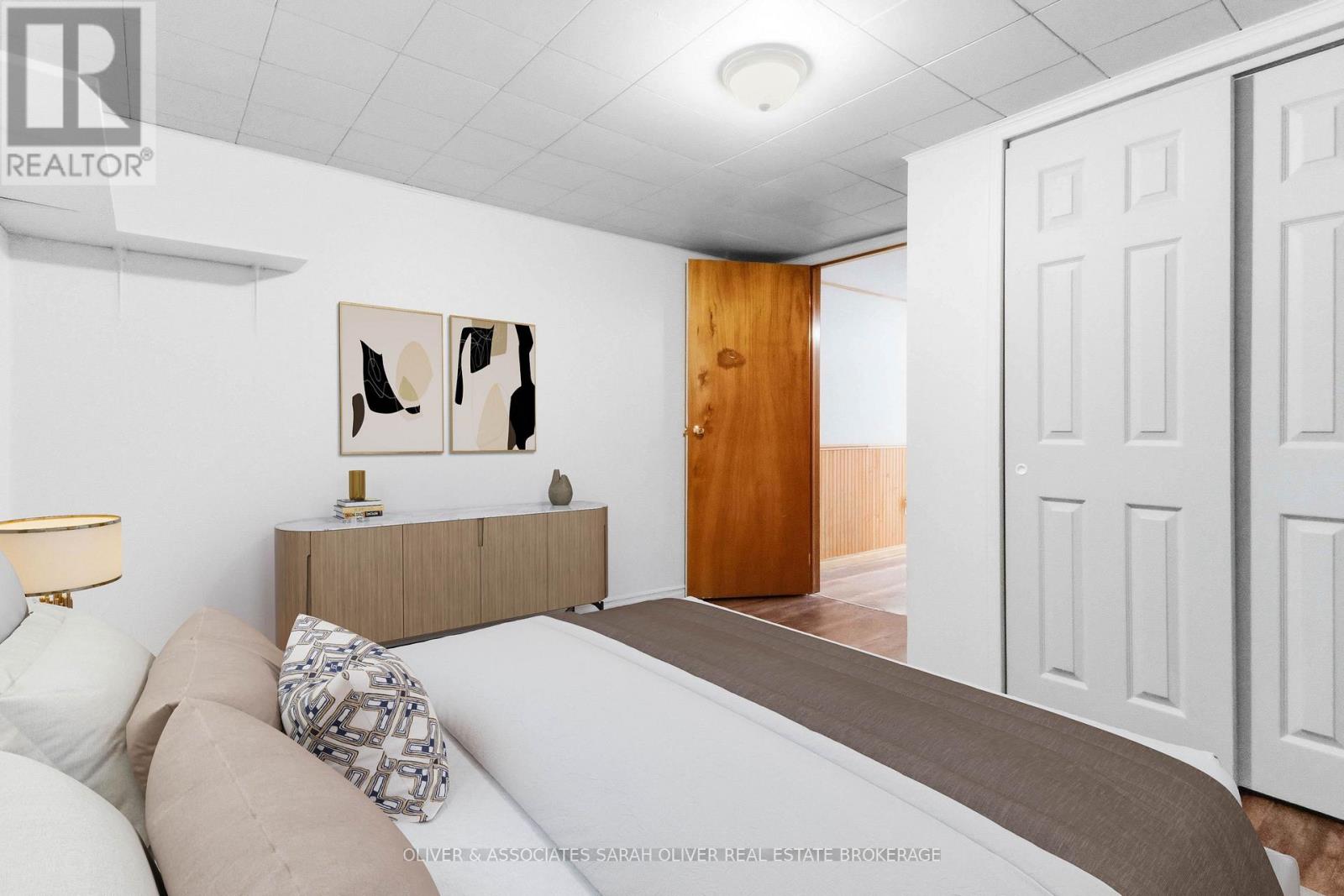111 TREELAWN AVENUE - 37