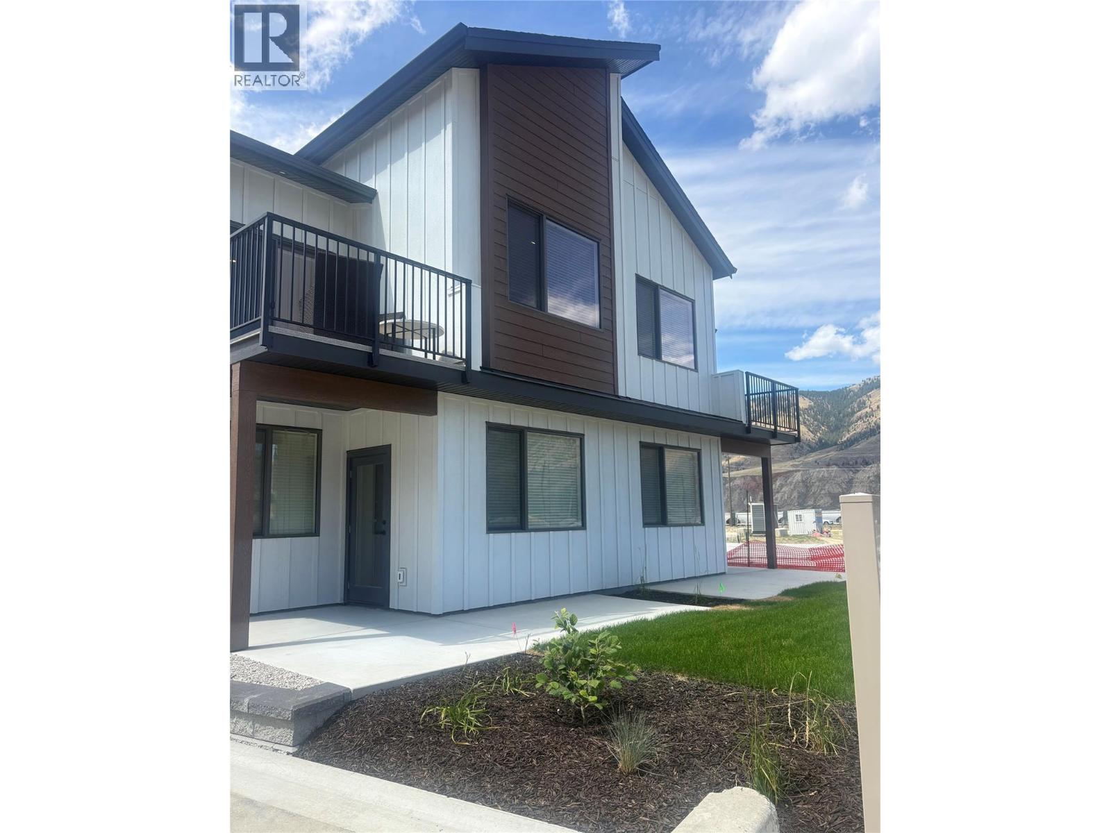 #134 3580 Valleyview Drive - 25