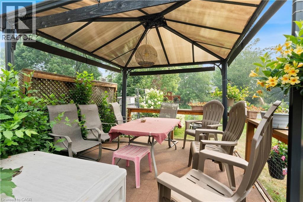 24 LAKEVIEW Crescent - 12