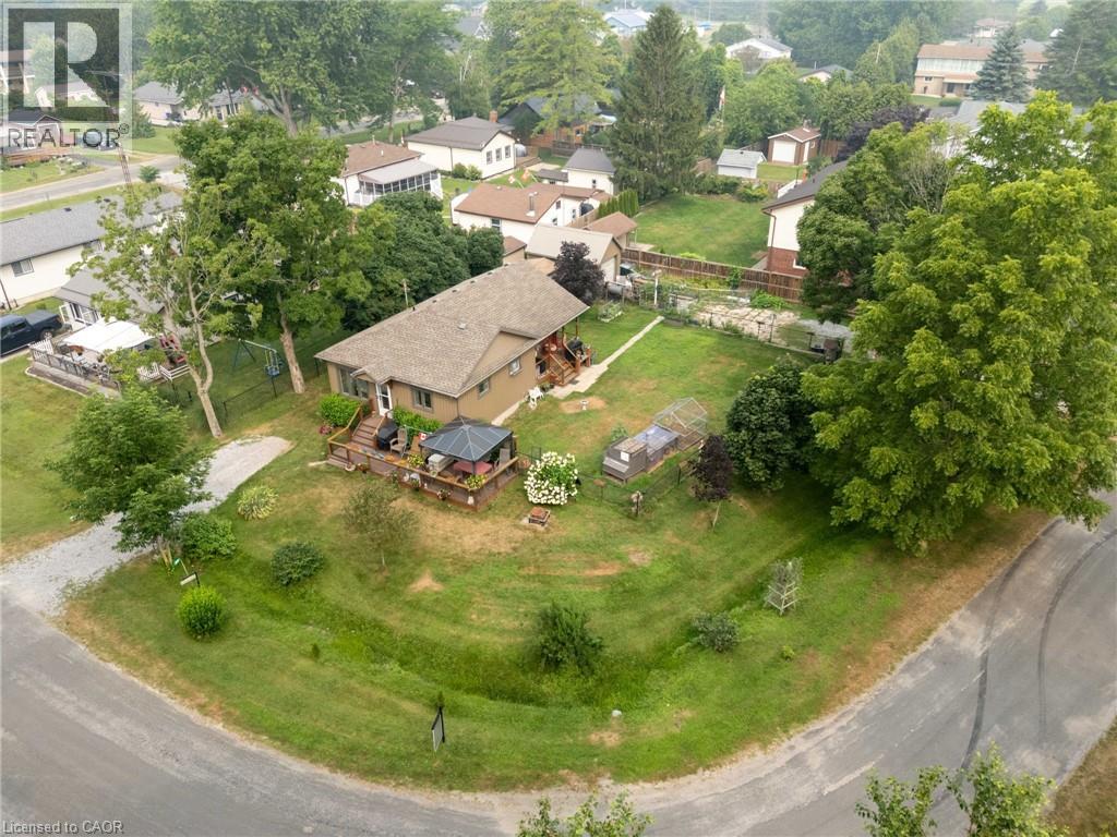 24 LAKEVIEW Crescent - 18
