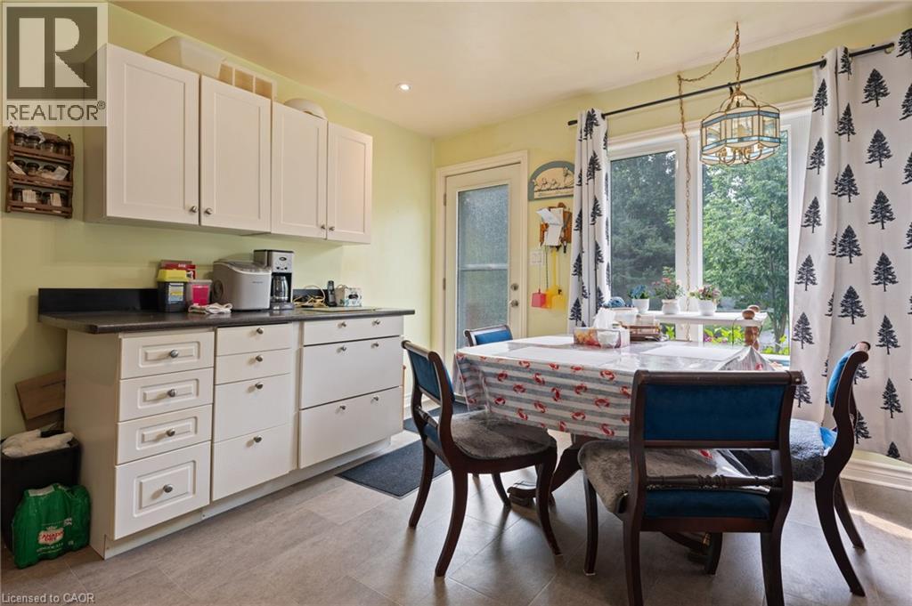 24 LAKEVIEW Crescent - 3