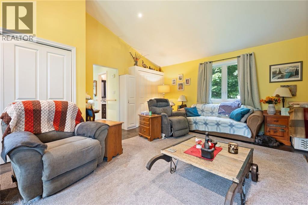 24 LAKEVIEW Crescent - 7
