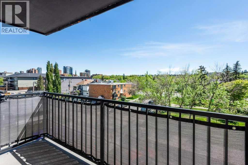 #43 1703 11 Avenue SW - 17