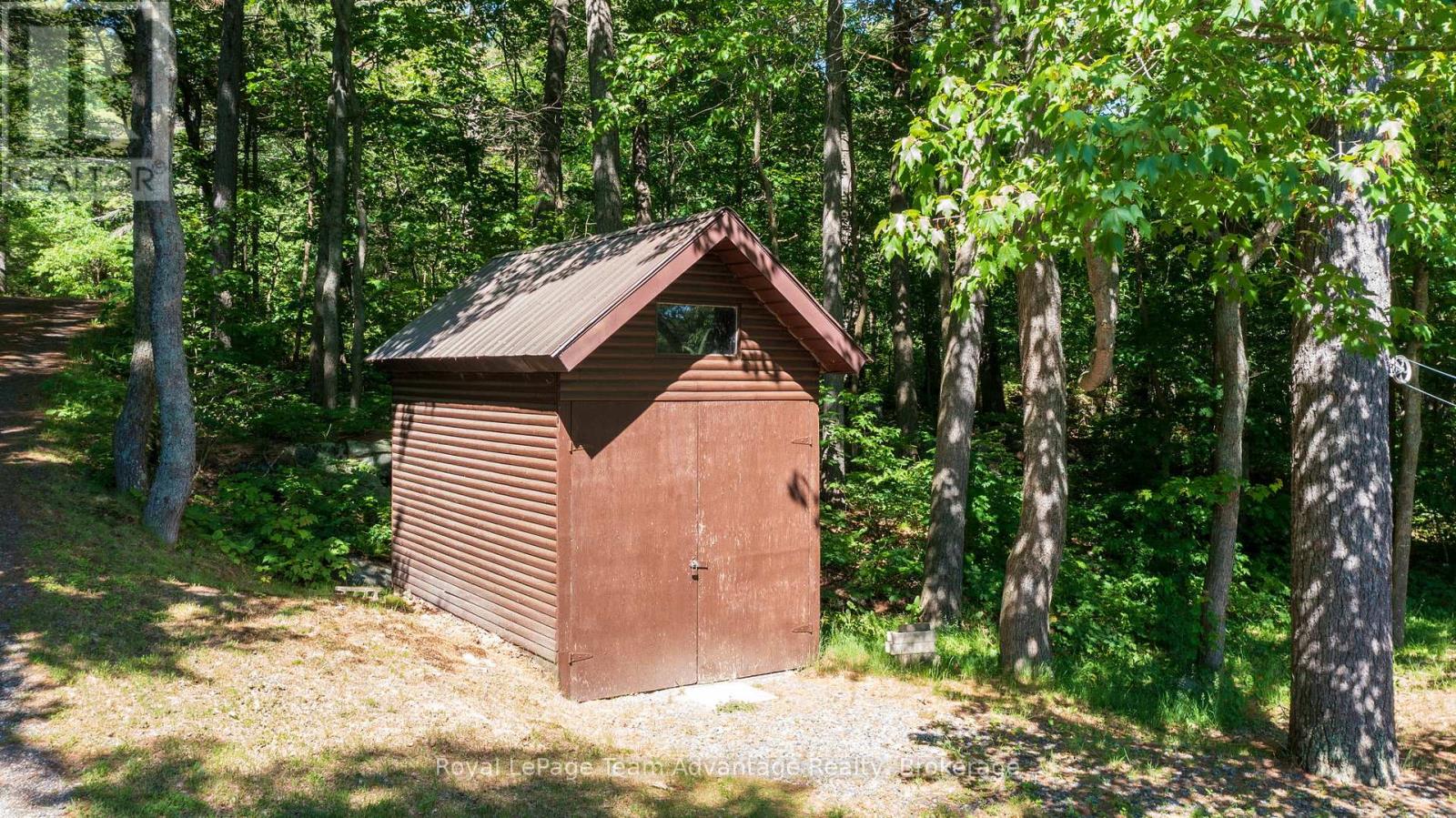 39 WOOD DUCK TRAIL - 33