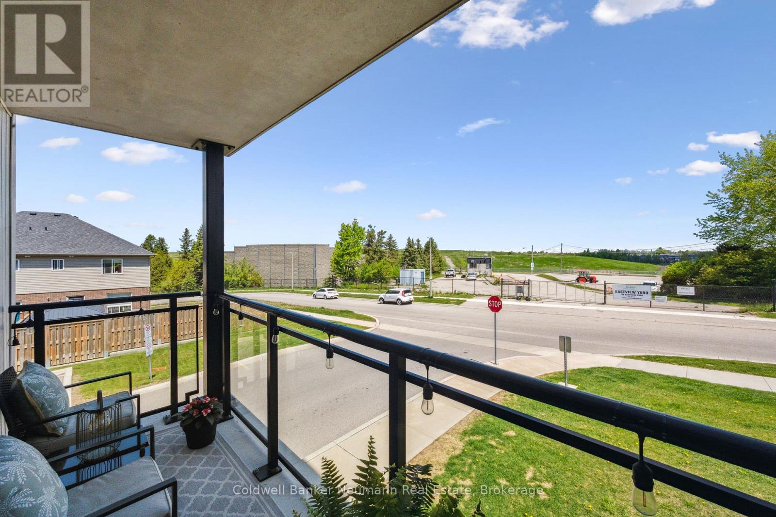 #102 104 SUMMIT RIDGE DRIVE - Image 25