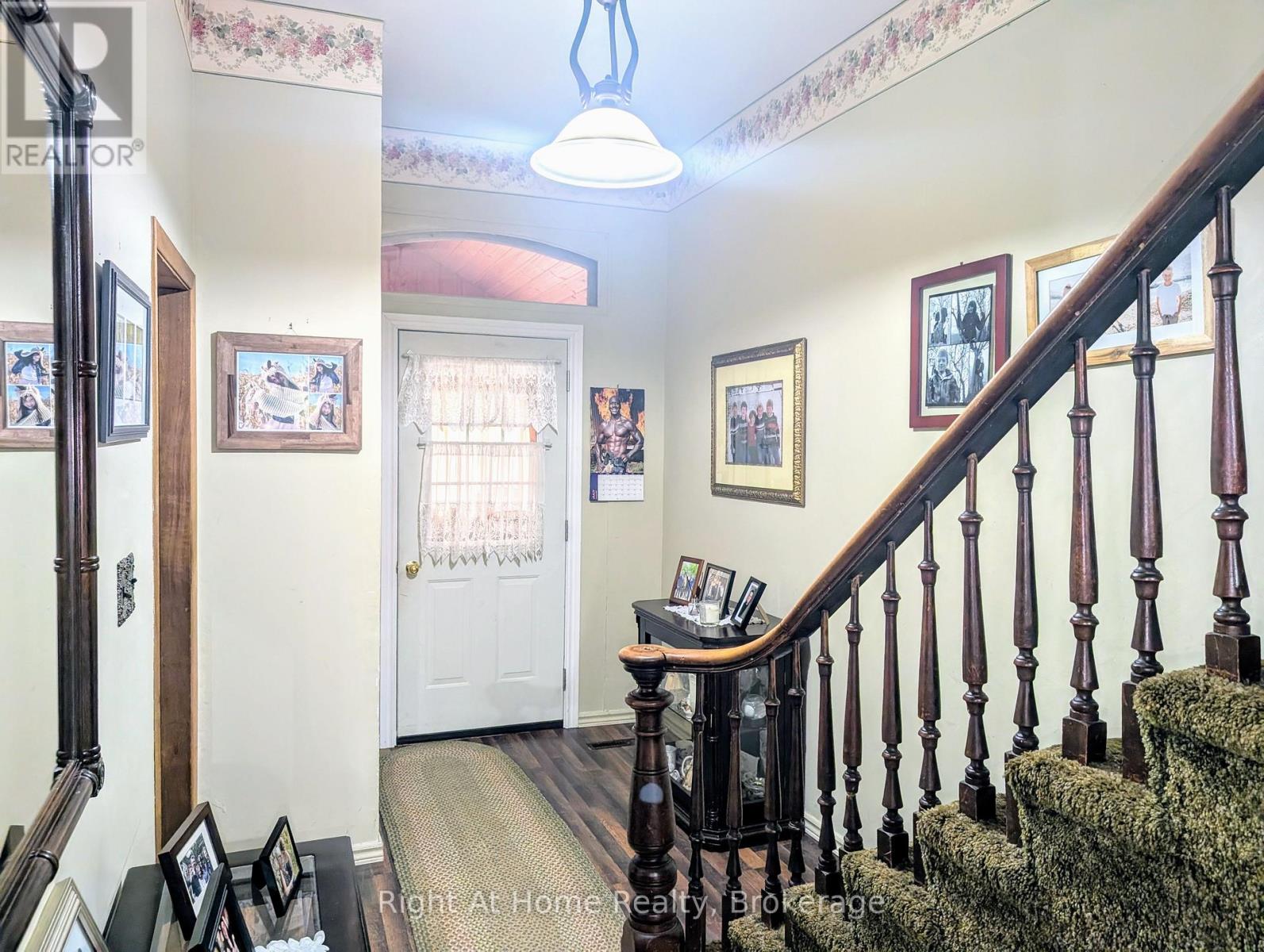 142 DOURO ST STREET - 10