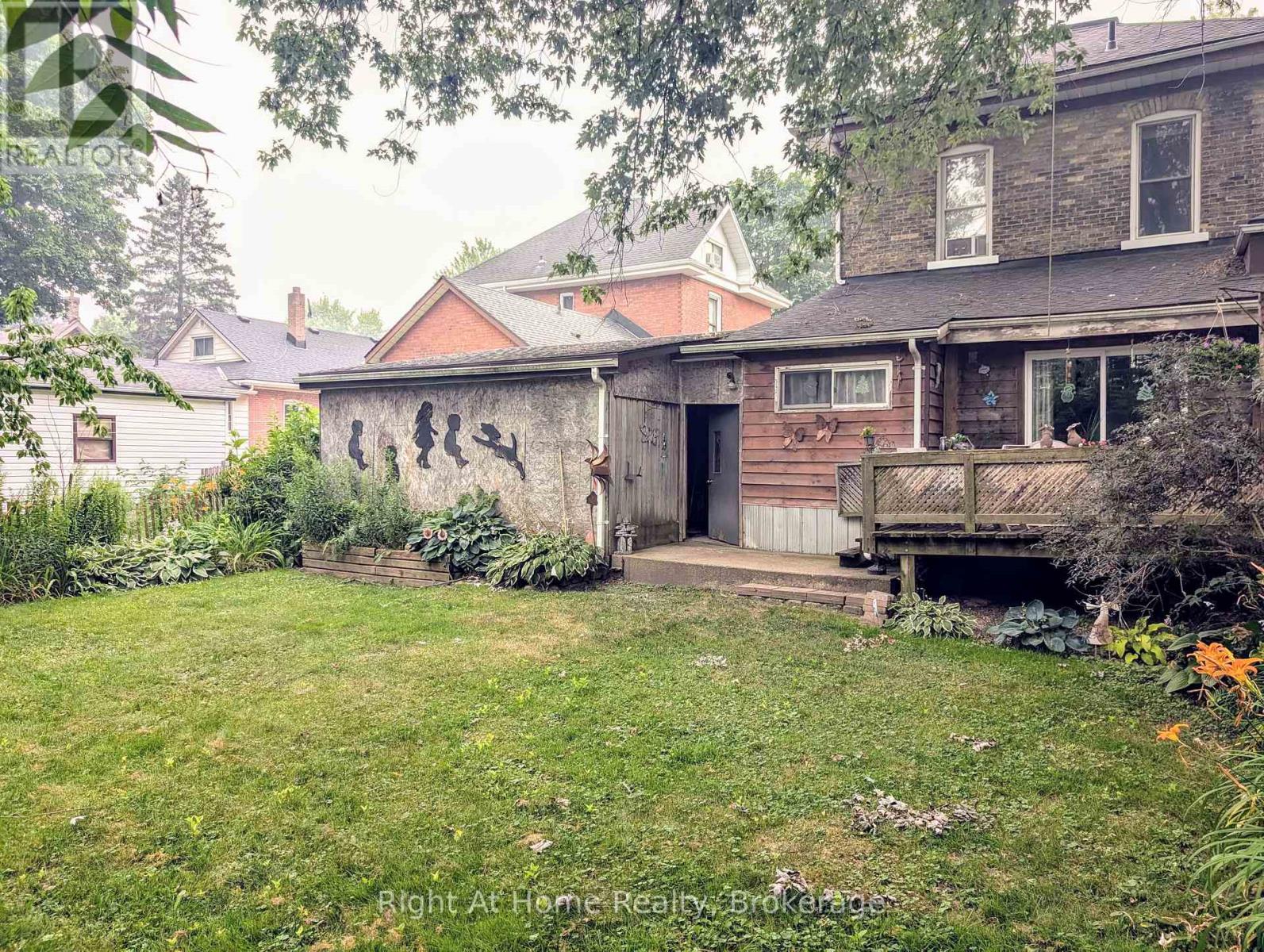 142 DOURO ST STREET - 20
