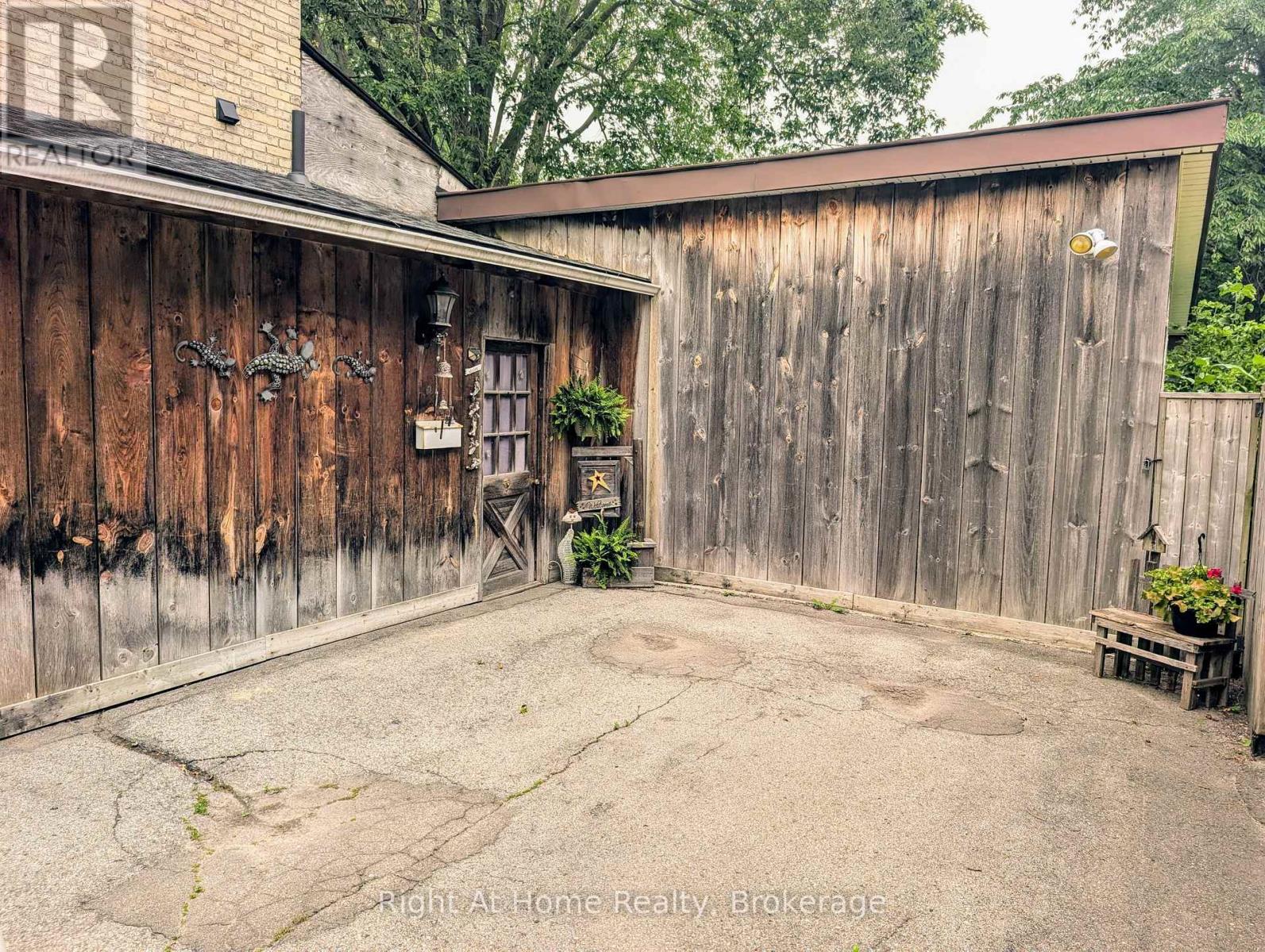 142 DOURO ST STREET - 22