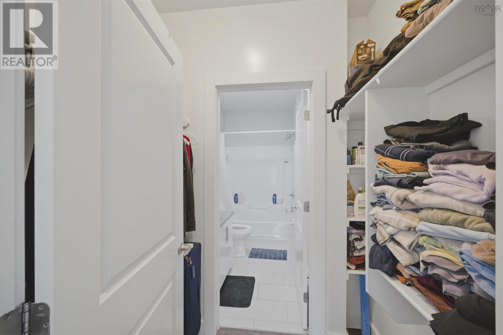 #403 119 Walker Avenue - 19