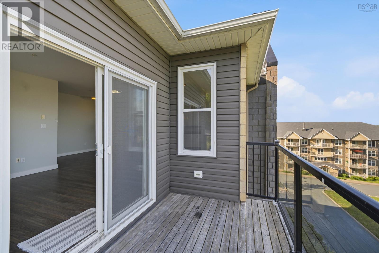 #403 119 Walker Avenue - 27